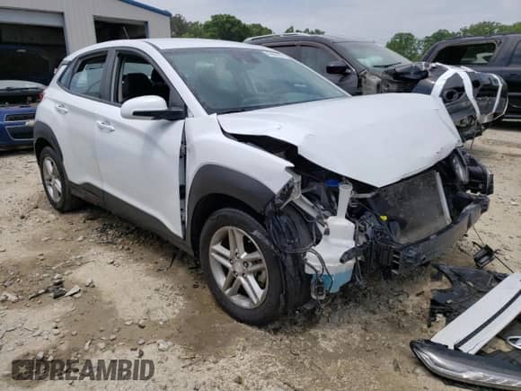 2020 Hyundai Kona SE с VIN KM8K12AA6LU516462, выставлен на аукционе Copart как лот 49862163 с пробегом 55 674 миль миль и . История ставок и продаж доступна на DreamBid. Изображение 4.