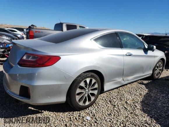 ✅ 2013 Honda Accord EX-L • VIN: 1HGCT1B86DA018940 • Лот: 81795205. Опубликован ранее на Copart с пробегом 165 920 миль. Бесплатный доступ к архиву аукционных продаж из США и подробный отчёт об истории автомобиля на DreamBid. Изображение 3.