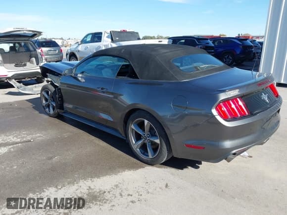 ✅ 2017 Ford Mustang V6 • VIN: 1FATP8EM2H5211997 • Lot: 43497223. Wystawiony na IAAI z przebiegiem 77 705 mil. Bezpłatny archiwum sprzedaży aukcyjnych z USA i szczegółowy raport historii pojazdu na DreamBid. Zdjęcie 3.