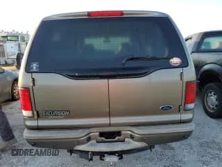 ✅ 2005 Ford Excursion Limited • VIN: 1FMSU43P65EA57791 • Лот: 75117214. Опубликован ранее на Copart с пробегом Не указан. Бесплатный доступ к архиву аукционных продаж из США и подробный отчёт об истории автомобиля на DreamBid. Изображение 6.
