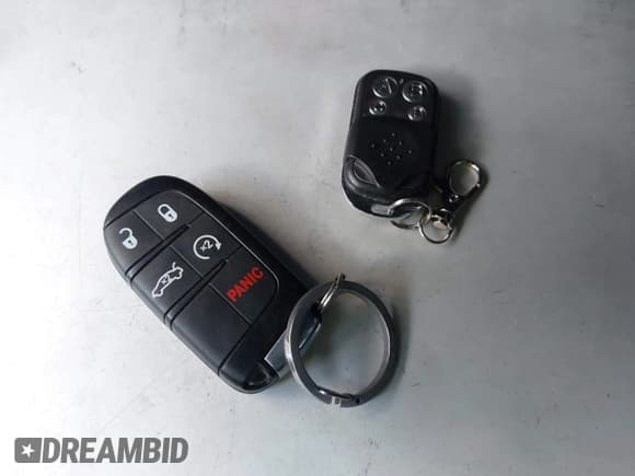 ✅ 2019 Dodge Charger R/T • VIN: 2C3CDXCTXKH737113 • Lot: 43438449. Listed on IAAI with 111,270 mi. Free auction sales archive from the USA and detailed vehicle history report at DreamBid. Image 11.