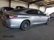 ✅ 2022 Lexus ES 350 • VIN: 58ADZ1B10NU119867 • Lot: 81466655. Wystawiony na Copart z przebiegiem 42 765 mil. Bezpłatny archiwum sprzedaży aukcyjnych z USA i szczegółowy raport historii pojazdu na DreamBid. Zdjęcie 3.