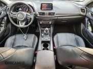 ✅ 2018 Mazda 3 Grand Touring • VIN: 3MZBN1M39JM265774 • Лот: 91309895. Опубликован ранее на Copart с пробегом 59 343 миль. Бесплатный доступ к архиву аукционных продаж из США и подробный отчёт об истории автомобиля на DreamBid. Изображение 8.