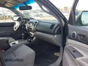 ✅ 2012 Toyota Tacoma • VIN: 3TMLU4EN8CM102502 • Lot: 43363011. Listed on IAAI with 255,969 mi. Free auction sales archive from the USA and detailed vehicle history report at DreamBid. Image 5.