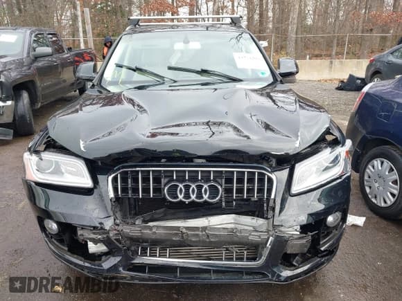 ✅ 2015 Audi Q5 Premium • VIN: WA1CFAFP5FA105832 • Lot: 43754297. Listed on IAAI with 105,704 mi. Free auction sales archive from the USA and detailed vehicle history report at DreamBid. Image 6.