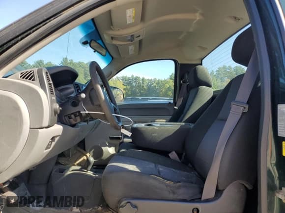 ✅ 2013 Chevrolet Silverado 2500HD Work Truck • VIN: 1GC0KVCGXDZ274825 • Лот: 82235265. Опубликован ранее на Copart с пробегом 85 044 миль. Бесплатный доступ к архиву аукционных продаж из США и подробный отчёт об истории автомобиля на DreamBid. Изображение 7.