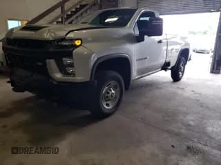 ✅ 2022 Chevrolet Silverado 2500HD Work Truck • VIN: 1GC0WLE73NF281432 • Лот: 42645235. Опубликован ранее на Copart с пробегом 18 293 миль. Бесплатный доступ к архиву аукционных продаж из США и подробный отчёт об истории автомобиля на DreamBid. Изображение 1.
