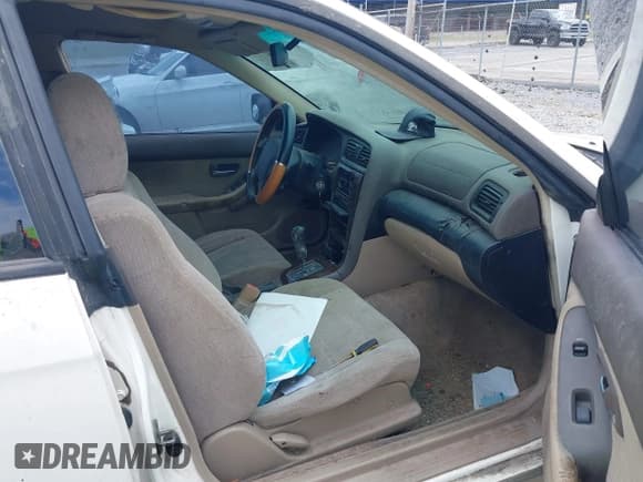 ✅ 2001 Subaru Legacy Outback • VIN: 4S3BH675817675013 • Лот: 42497917. Опубликован ранее на IAAI с пробегом 191 695 миль. Бесплатный доступ к архиву аукционных продаж из США и подробный отчёт об истории автомобиля на DreamBid. Изображение 5.