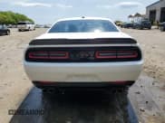✅ 2018 Dodge Challenger R/T • VIN: 2C3CDZBT8JH271290 • Лот: 52328215. Опубликован ранее на Copart с пробегом 66 437 миль. Бесплатный доступ к архиву аукционных продаж из США и подробный отчёт об истории автомобиля на DreamBid. Изображение 6.
