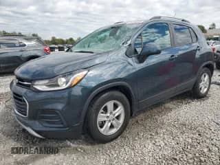 2021 Chevrolet Trax LT с VIN KL7CJLSB6MB334146, выставлен на аукционе Copart как лот 84420345 с пробегом 68 576 миль миль и Списание • Salvage title. История ставок и продаж доступна на DreamBid. Изображение 1.