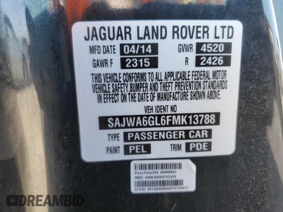 ✅ 2015 Jaguar F-Type S • VIN: SAJWA6GL6FMK13788 • Lot: 82656815. Wystawiony na Copart z przebiegiem 59 155 mil. Bezpłatny archiwum sprzedaży aukcyjnych z USA i szczegółowy raport historii pojazdu na DreamBid. Zdjęcie 13.