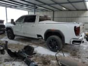 ✅ 2024 GMC Sierra 3500HD AT4 • VIN: 1GT49VEY5RF115447 • Лот: 41850295. Опубликован ранее на Copart с пробегом 30 452 миль. Бесплатный доступ к архиву аукционных продаж из США и подробный отчёт об истории автомобиля на DreamBid. Изображение 2.