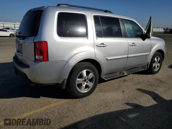 ✅ 2010 Honda Pilot EX-L • VIN: 5FNYF4H66AB011377 • Lot: 82463975. Wystawiony na Copart z przebiegiem 308 002 mil. Bezpłatny archiwum sprzedaży aukcyjnych z USA i szczegółowy raport historii pojazdu na DreamBid. Zdjęcie 3.