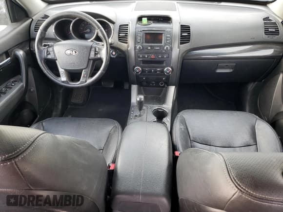 ✅ 2013 Kia Sorento EX • VIN: 5XYKUDA26DG347403 • Lot: 91799625. Listed on Copart with Not provided. Free auction sales archive from the USA and detailed vehicle history report at DreamBid. Image 8.