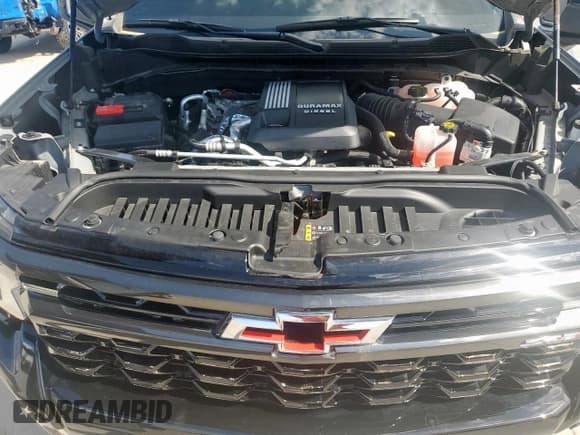 ✅ 2025 Chevrolet Silverado 1500 • VIN: 3GCUKHE81SG131512 • Лот: 67035875. Опубликован ранее на Copart с пробегом 2 852 миль. Бесплатный доступ к архиву аукционных продаж из США и подробный отчёт об истории автомобиля на DreamBid. Изображение 11.