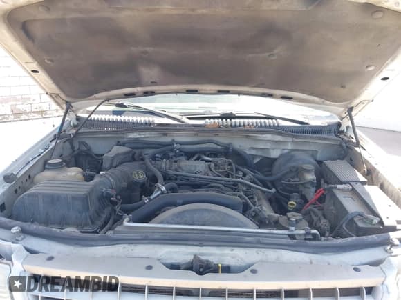 ✅ 2004 Ford Explorer • VIN: 1FMZU84W84UB16890 • Лот: 42208403. Опубликован ранее на IAAI с пробегом 266 940 миль. Бесплатный доступ к архиву аукционных продаж из США и подробный отчёт об истории автомобиля на DreamBid. Изображение 10.