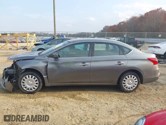 ✅ 2018 Nissan Sentra SR • VIN: 3N1AB7AP4JY203874 • Lot: 43720004. Listed on IAAI with 145,311 mi. Free auction sales archive from the USA and detailed vehicle history report at DreamBid. Image 14.