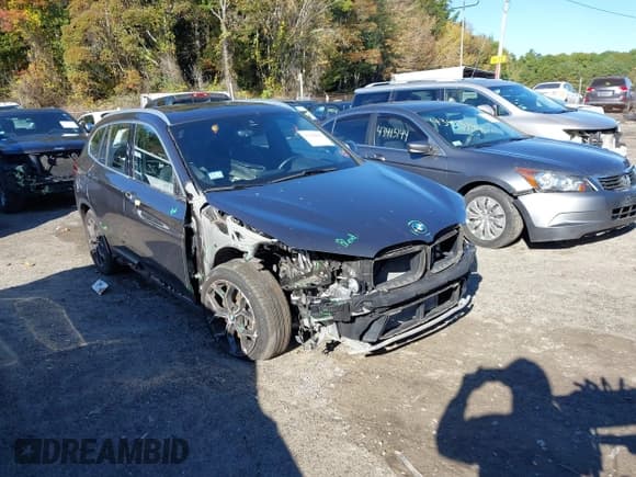 ✅ 2021 BMW X1 xDrive28i • VIN: WBXJG9C02M5S05394 • Lot: 43346665. Listed on IAAI with 45,763 mi. Free auction sales archive from the USA and detailed vehicle history report at DreamBid. Image 1.