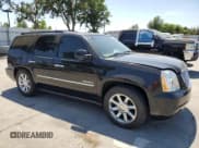 ✅ 2013 GMC Yukon Denali • VIN: 1GKS1EEFXDR181226 • Лот: 60245305. Опубликован ранее на Copart с пробегом 129 717 миль. Бесплатный доступ к архиву аукционных продаж из США и подробный отчёт об истории автомобиля на DreamBid. Изображение 4.