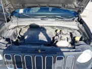 ✅ 2017 Jeep Renegade Latitude • VIN: ZACCJBBB6HPG49800 • Lot: 43330335. Listed on IAAI with 123,487 mi. Free auction sales archive from the USA and detailed vehicle history report at DreamBid. Image 10.