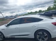 ✅ 2021 Audi e-tron Premium • VIN: WA11AAGE9MB009888 • Лот: 42330591. Опубликован ранее на IAAI с пробегом 35 546 миль. Бесплатный доступ к архиву аукционных продаж из США и подробный отчёт об истории автомобиля на DreamBid. Изображение 14.