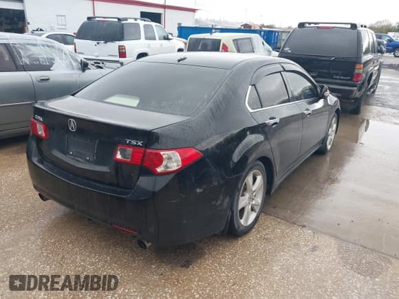 ✅ 2009 Acura TSX • VIN: JH4CU25609C015103 • Lot: 43606158. Listed on IAAI with 178,511 mi. Free auction sales archive from the USA and detailed vehicle history report at DreamBid. Image 4.
