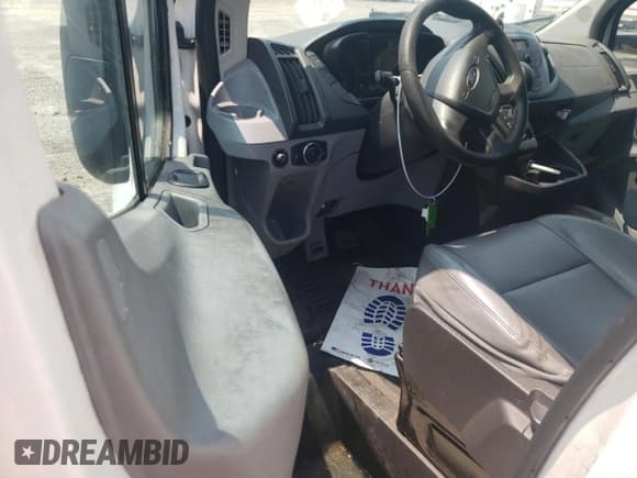 ✅ 2016 Ford Transit • VIN: 1FTRS4XG7GKA72100 • Лот: 59275315. Опубликован ранее на Copart с пробегом Не указан. Бесплатный доступ к архиву аукционных продаж из США и подробный отчёт об истории автомобиля на DreamBid. Изображение 8.