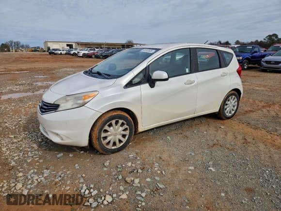 ✅ 2014 Nissan Note SV • VIN: 3N1CE2CP0EL406571 • Lot: 93353595. Listed on Copart with 159,080 mi. Free auction sales archive from the USA and detailed vehicle history report at DreamBid. Image 1.