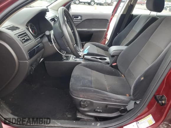 ✅ 2006 Ford Fusion SEL • VIN: 3FAFP08136R122997 • Lot: 92507325. Listed on Copart with 129,231 mi. Free auction sales archive from the USA and detailed vehicle history report at DreamBid. Image 7.