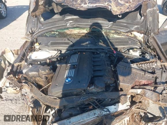 ✅ 2011 BMW 3 Series 328i xDrive • VIN: WBAPK7G51BNN87282 • Lot: 41836614. Listed on IAAI with 95,382 mi. Free auction sales archive from the USA and detailed vehicle history report at DreamBid. Image 10.