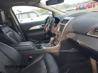 ✅ 2012 Lincoln MKX • VIN: 2LMDJ8JK6CBL04949 • Лот: 43275173. Опубликован ранее на IAAI с пробегом 183 535 миль. Бесплатный доступ к архиву аукционных продаж из США и подробный отчёт об истории автомобиля на DreamBid. Изображение 5.