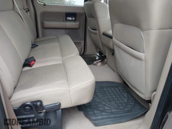 ✅ 2008 Ford F-150 XL • VIN: 1FTRW12W78KE96511 • Lot: 43682848. Listed on IAAI with 125,527 mi. Free auction sales archive from the USA and detailed vehicle history report at DreamBid. Image 8.