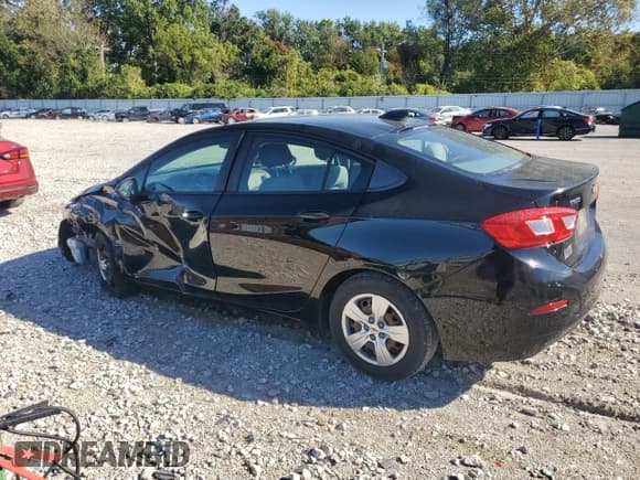 ✅ 2017 Chevrolet Cruze LS • VIN: 1G1BC5SM6H7179461 • Lot: 87067135. Listed on Copart with 206,715 mi. Free auction sales archive from the USA and detailed vehicle history report at DreamBid. Image 2.
