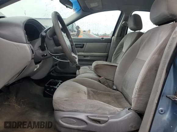 ✅ 2005 Ford Taurus SE • VIN: 1FAFP53U35A176291 • Lot: 81899335. Listed on Copart with 330,843 mi. Free auction sales archive from the USA and detailed vehicle history report at DreamBid. Image 7.