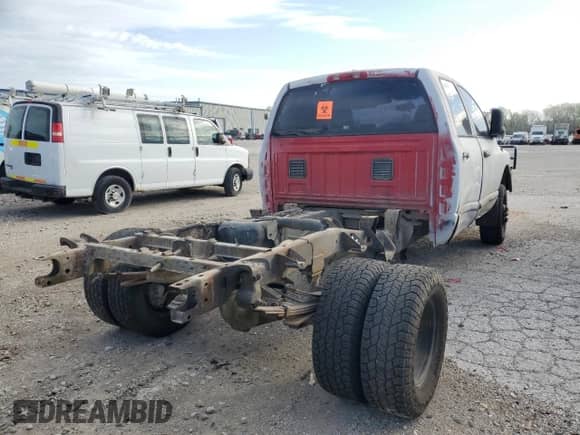 2006 Dodge 3500 SLT с VIN 3D7MX48C36G175713, выставлен на аукционе Copart как лот 85877935 с пробегом Не указан миль и Списание • Salvage title. История ставок и продаж доступна на DreamBid. Изображение 3.