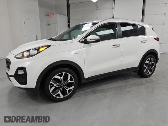 ✅ 2020 Kia Sportage EX • VIN: KNDPNCAC2L7763336 • Lot: 90493015. Wystawiony na Copart z przebiegiem 94 161 mil. Bezpłatny archiwum sprzedaży aukcyjnych z USA i szczegółowy raport historii pojazdu na DreamBid. Zdjęcie 1.