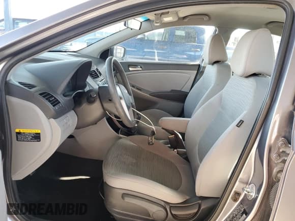 ✅ 2015 Hyundai Accent GLS • VIN: KMHCT4AE4FU902878 • Лот: 71189704. Опубликован ранее на Copart с пробегом 61 961 миль. Бесплатный доступ к архиву аукционных продаж из США и подробный отчёт об истории автомобиля на DreamBid. Изображение 7.