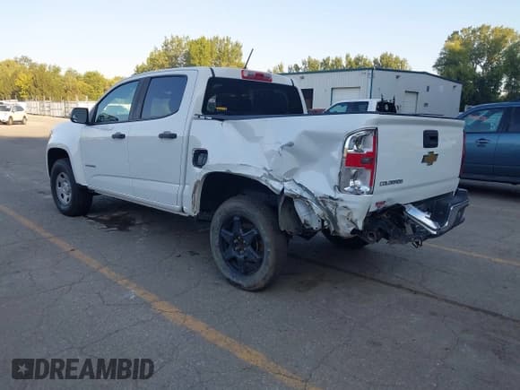 ✅ 2020 Chevrolet Colorado 2WD Work Truck • VIN: 1GCGSBEA7L1186415 • Lot: 43201106. Listed on IAAI with 131,939 mi. Free auction sales archive from the USA and detailed vehicle history report at DreamBid. Image 3.