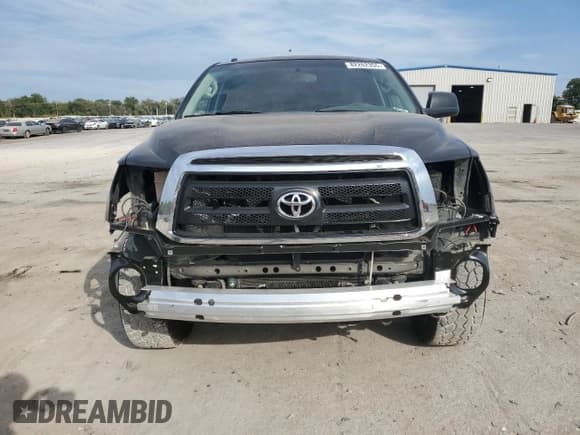 ✅ 2013 Toyota Tundra • VIN: 5TFEM5F15DX064748 • Lot: 82262355. Listed on Copart with 201,540 mi. Free auction sales archive from the USA and detailed vehicle history report at DreamBid. Image 5.