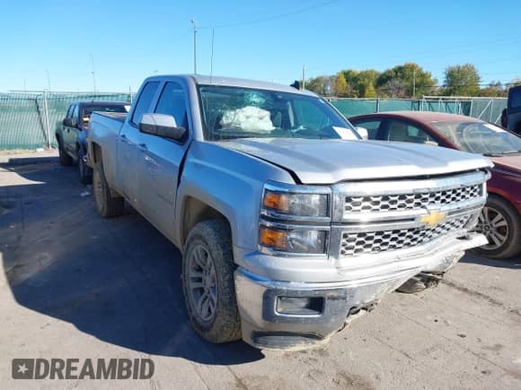 2015 Chevrolet Silverado 1500 LT z VIN 1GCVKREC0FZ393381, wystawiony jako IAAI lot #43430282 z przebiegiem 102 501 mil mil oraz . Historia ofert i sprzedaży dostępna na DreamBid. Obrazek 1.