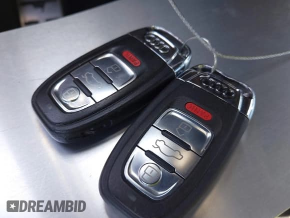 ✅ 2013 Audi RS 5 • VIN: WUAC6AFR7DA901876 • Lot: 42650313. Wystawiony na IAAI z przebiegiem 110 472 mil. Bezpłatny archiwum sprzedaży aukcyjnych z USA i szczegółowy raport historii pojazdu na DreamBid. Zdjęcie 11.