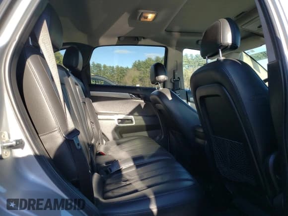 ✅ 2012 Chevrolet Captiva Sport LTZ • VIN: 3GNFL4E52CS536191 • Lot: 50194645. Wystawiony na Copart z przebiegiem 195 299 mil. Bezpłatny archiwum sprzedaży aukcyjnych z USA i szczegółowy raport historii pojazdu na DreamBid. Zdjęcie 11.