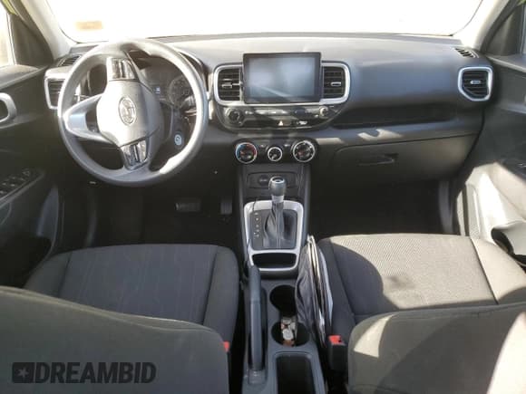 ✅ 2021 Hyundai Venue SE • VIN: KMHRB8A34MU070572 • Lot: 77377134. Listed on Copart with 61,389 mi. Free auction sales archive from the USA and detailed vehicle history report at DreamBid. Image 8.