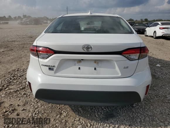 ✅ 2023 Toyota Corolla LE • VIN: 5YFB4MDE9PP058974 • Lot: 82723855. Wystawiony na Copart z przebiegiem 51 698 mil. Bezpłatny archiwum sprzedaży aukcyjnych z USA i szczegółowy raport historii pojazdu na DreamBid. Zdjęcie 6.