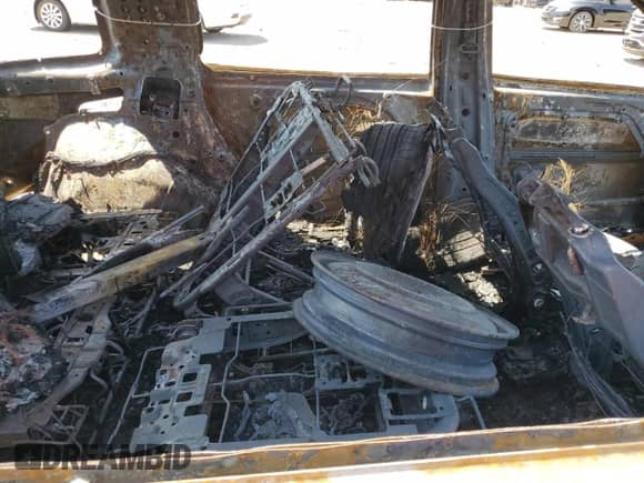 ✅ 2024 Hyundai Santa Fe SEL • VIN: 5NMP24GL5RH007894 • Лот: 53498915. Размещён на Copart с пробегом Не указан миль. Получите бесплатный доступ к архиву аукционных продаж из США и посмотрите подробный отчёт об истории автомобиля на DreamBid. Изображение 12.