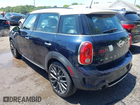 ✅ 2016 MINI Countryman S • VIN: WMWZC5C50GWU21322 • Lot: 42755125. Wystawiony na IAAI z przebiegiem 85 669 mil. Bezpłatny archiwum sprzedaży aukcyjnych z USA i szczegółowy raport historii pojazdu na DreamBid. Zdjęcie 3.
