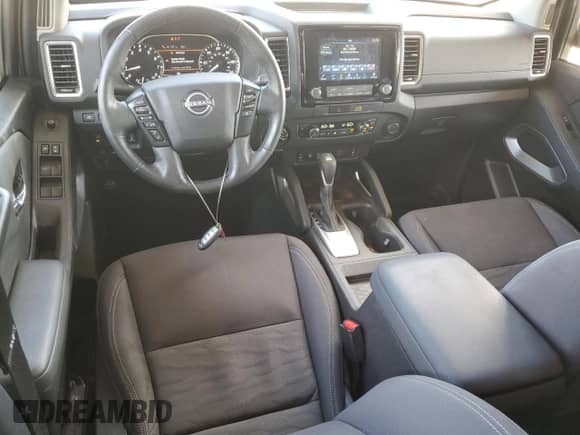 2022 Nissan Frontier SV with VIN 1N6ED1EK0NN689989, listed as a Copart auction lot 81862955 with 30,152 mi miles and Salvage title. Bid and sale history available at DreamBid. Image 8.