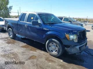 ✅ 2009 Ford F-150 STX • VIN: 1FTRX12899KC08018 • Lot: 43537419. Wystawiony na IAAI z przebiegiem 231 928 mil. Bezpłatny archiwum sprzedaży aukcyjnych z USA i szczegółowy raport historii pojazdu na DreamBid. Zdjęcie 1.