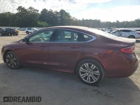 ✅ 2015 Chrysler 200 Limited • VIN: 1C3CCCAB1FN690220 • Лот: 84281305. Опубликован ранее на Copart с пробегом 141 675 миль. Бесплатный доступ к архиву аукционных продаж из США и подробный отчёт об истории автомобиля на DreamBid. Изображение 2.