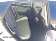 ✅ 2014 Tesla Model S 60 • VIN: 5YJSA1S13EFP49935 • Lot: 42906801. Listed on IAAI with Not provided. Free auction sales archive from the USA and detailed vehicle history report at DreamBid. Image 8.